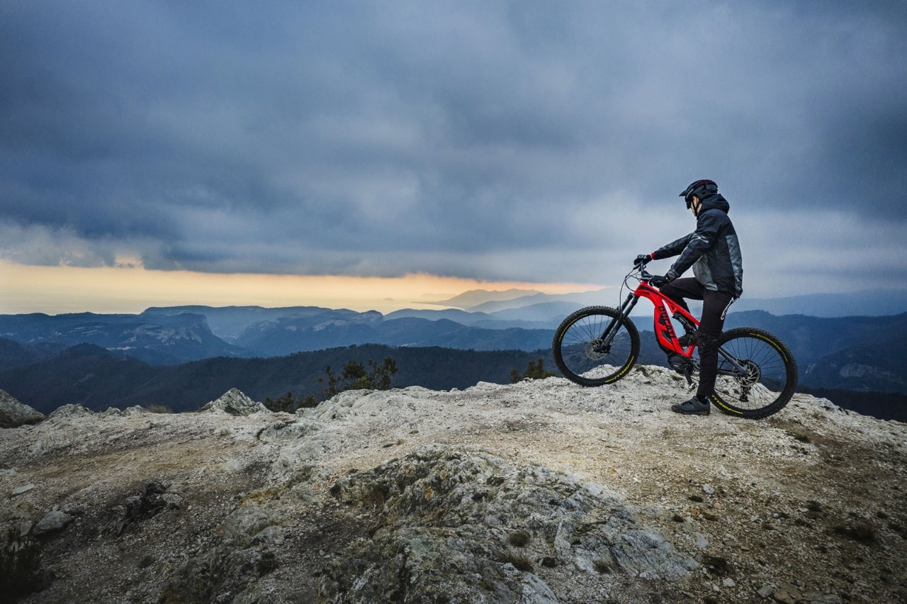 Nuove e-bike Ducati 2022, c’è anche la Futa da strada