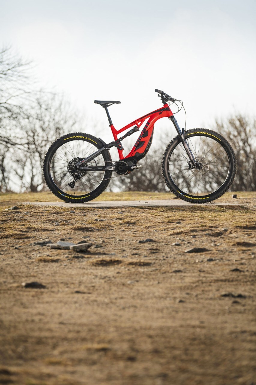 Nuove e-bike Ducati 2022, c’è anche la Futa da strada