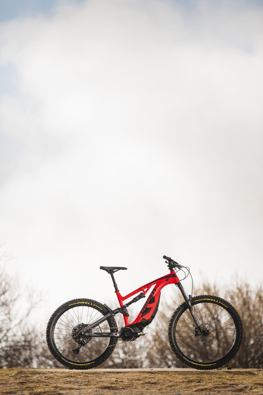 Nuove e-bike Ducati 2022, c’è anche la Futa da strada