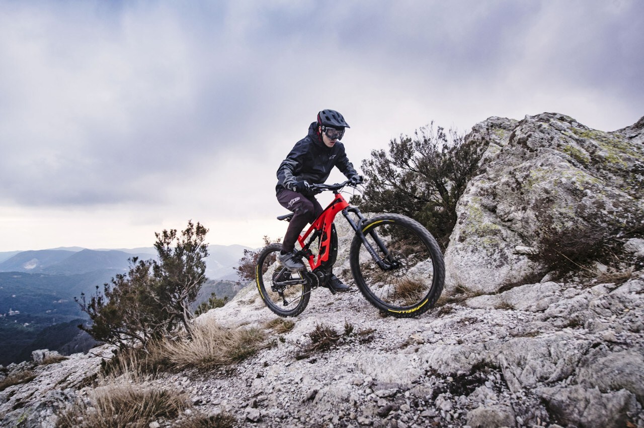 Nuove e-bike Ducati 2022, c’è anche la Futa da strada