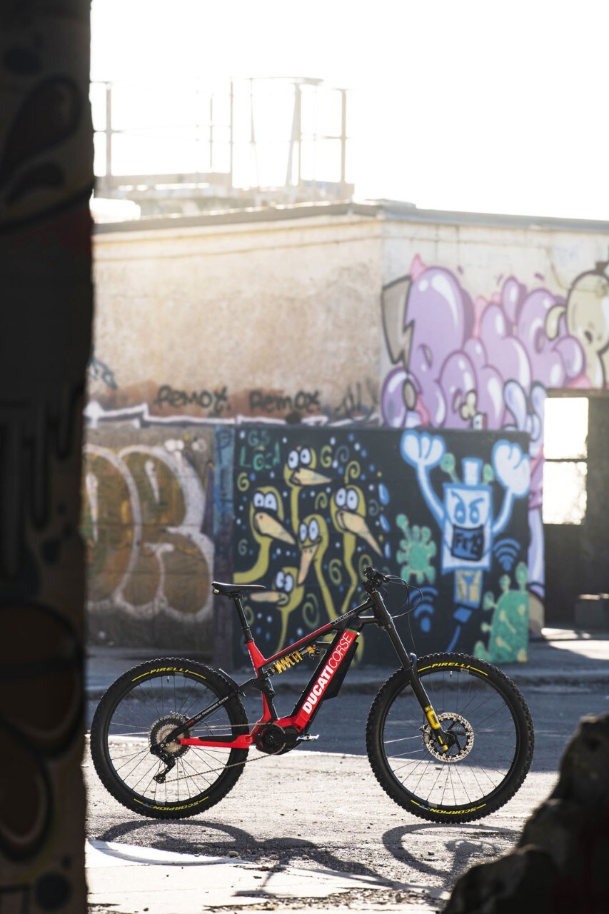 Nuove e-bike Ducati 2022, c’è anche la Futa da strada