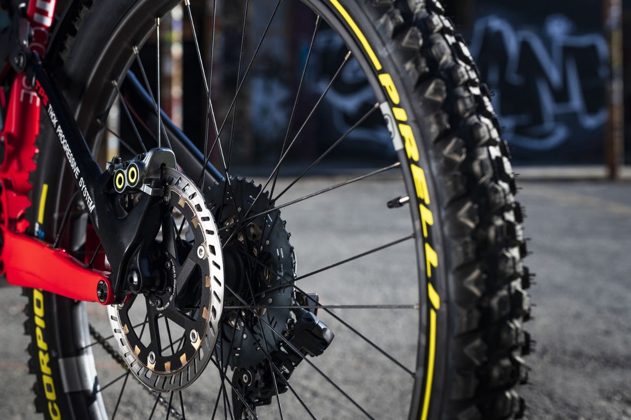 Nuove e-bike Ducati 2022, c’è anche la Futa da strada