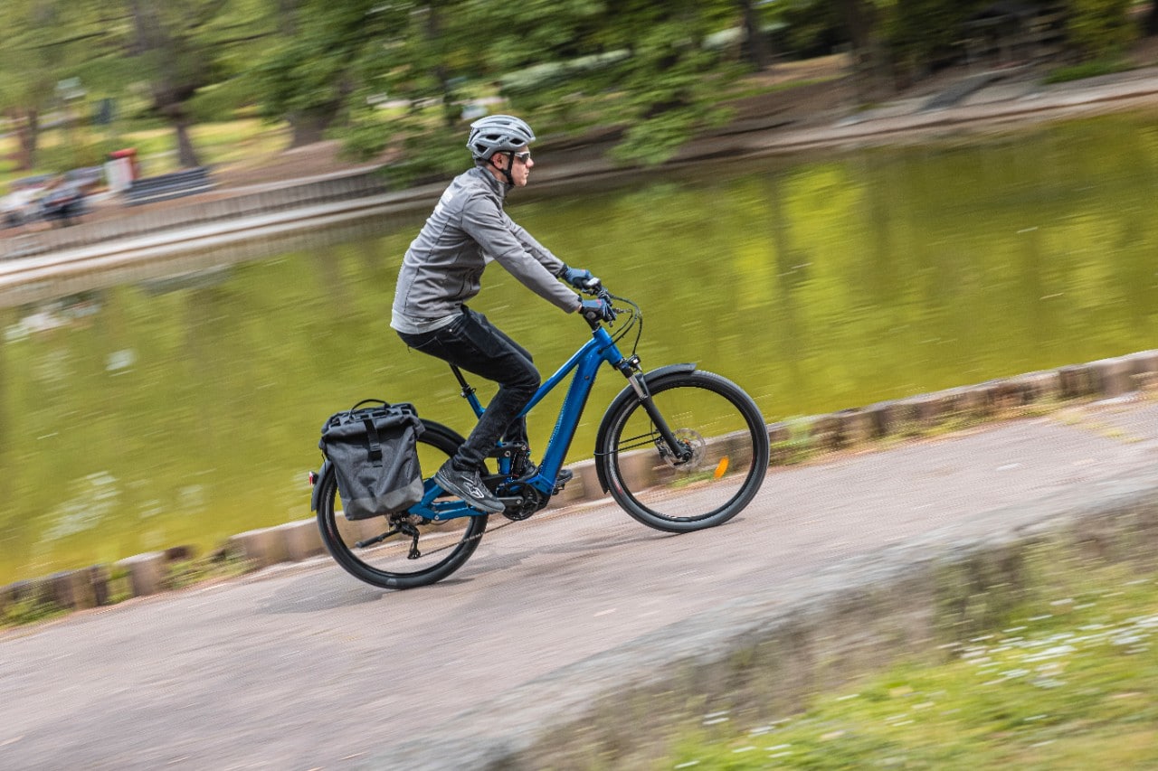 Moustache Samedi 27 Xroad FS 3: la e-trekking per tutti i giorni