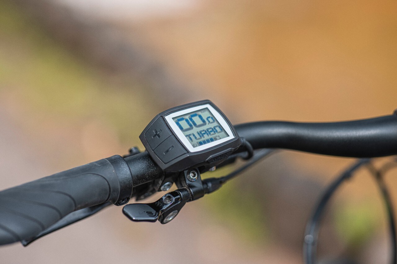 Moustache Samedi 27 Xroad FS 3: la e-trekking per tutti i giorni