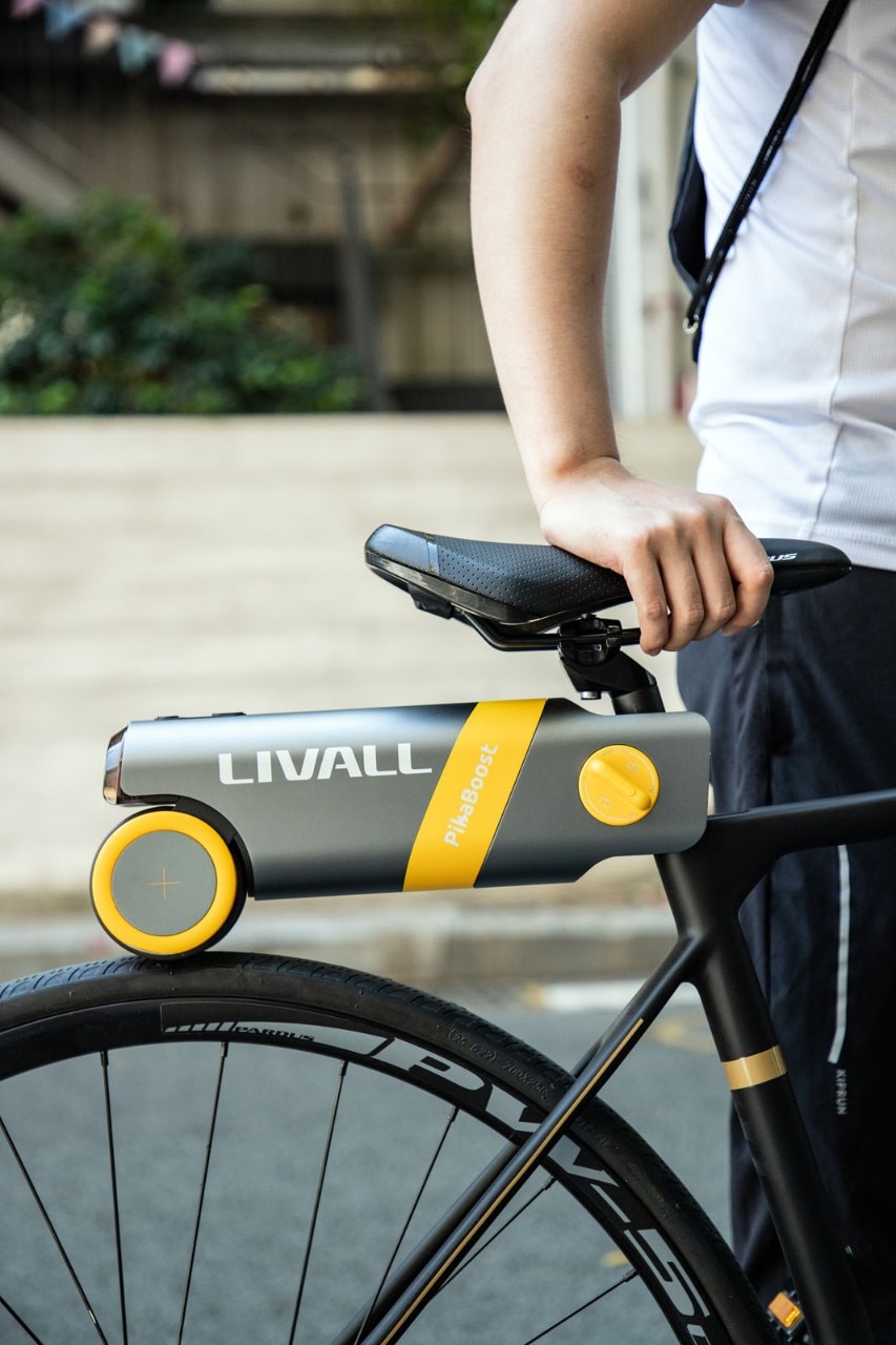 Livall Pikaboost, il kit che TRASFORMA la bici in e-bike e si monta in meno di un minuto