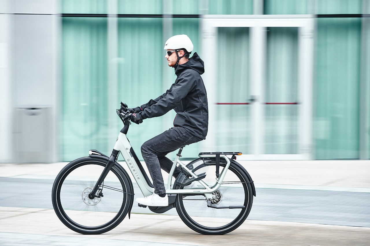 Gazelle Avignon C380 HMB: city e-bike all’olandese