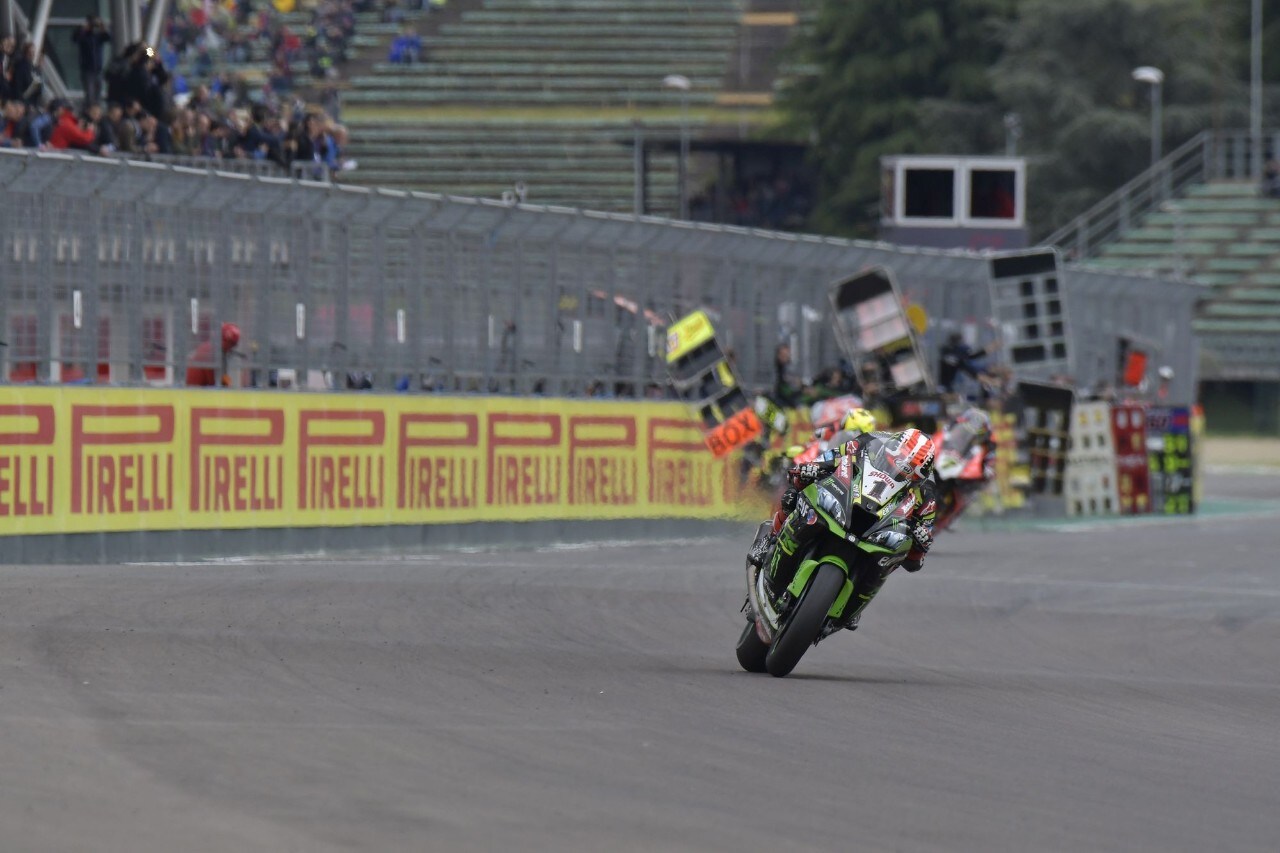 SBK Imola: la pioggia ferma la rincorsa di Rea