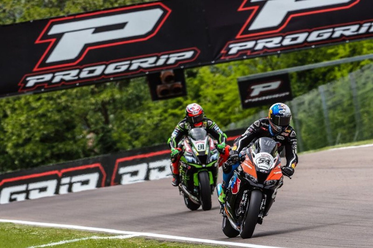 SBK Imola: la pioggia ferma la rincorsa di Rea