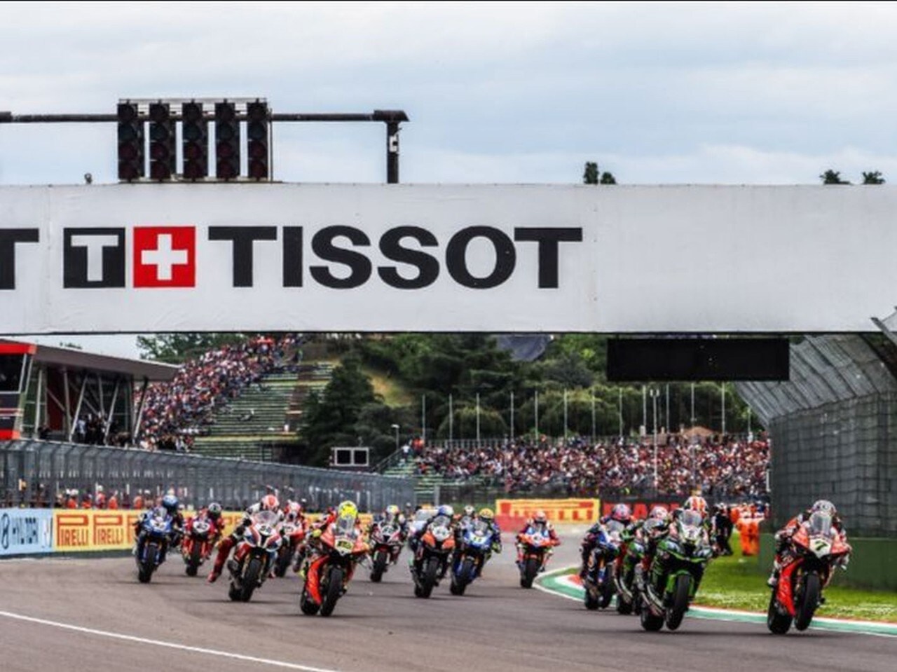 SBK Imola: la pioggia ferma la rincorsa di Rea