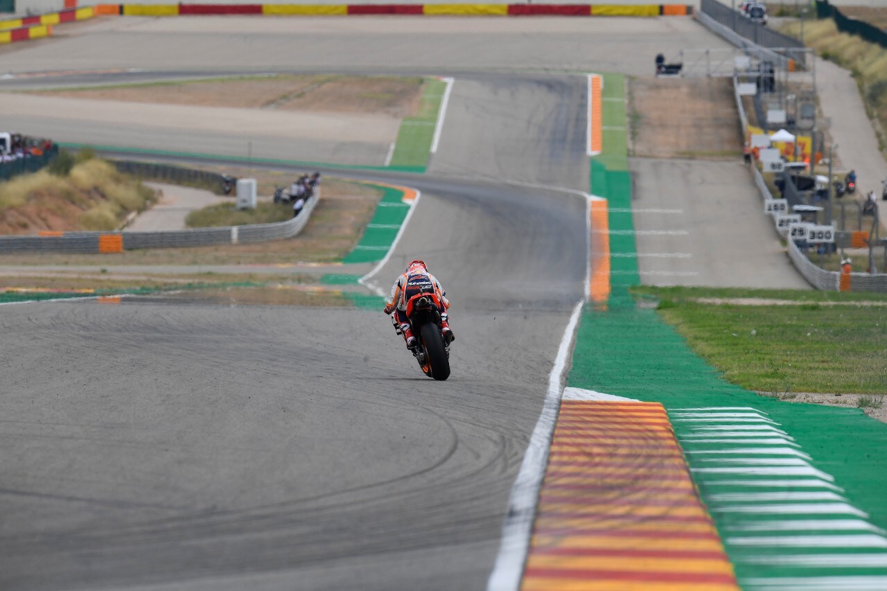 MotoGP Aragon: Marquez domina, il Mondiale è vicino