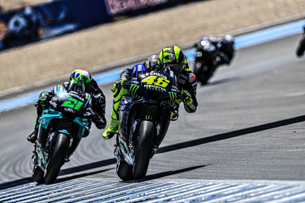 MotoGP Barcellona: orari TV DIRETTE SKY e DAZN, DIFFERITE TV8