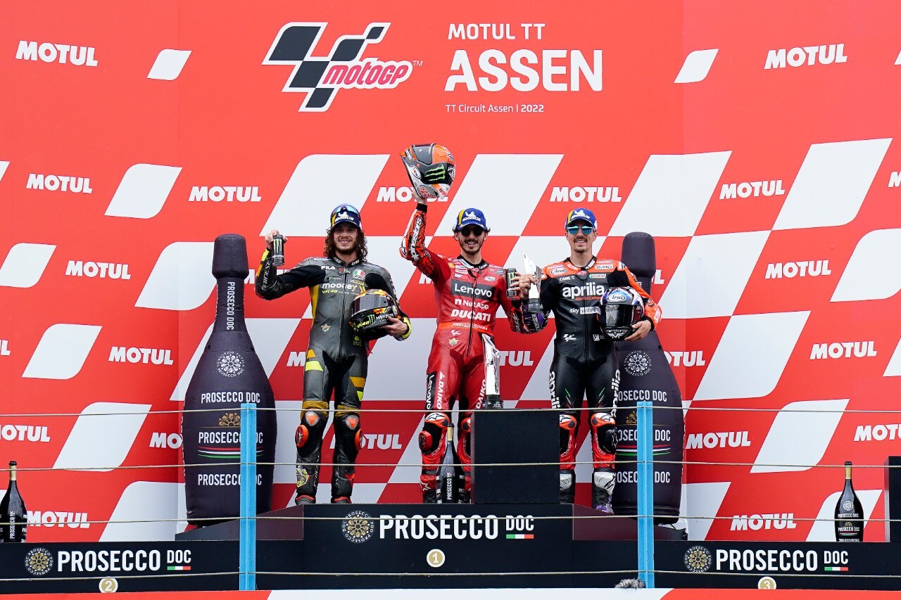 MotoGP Assen: Bagnaia vince, Quartararo sbaglia