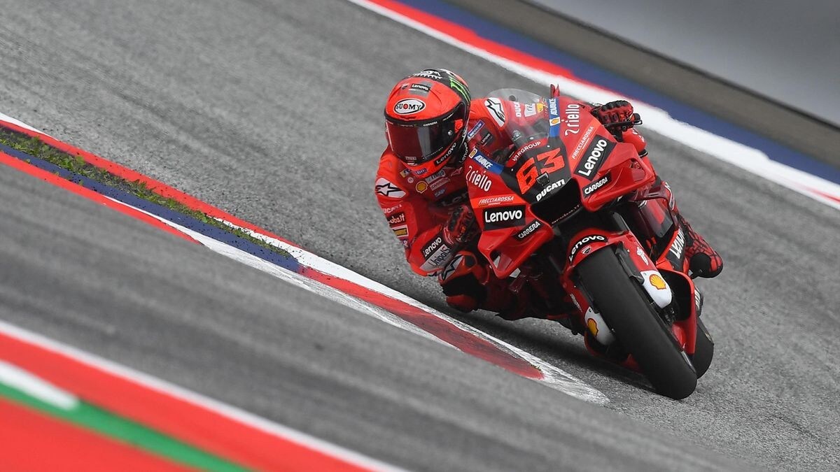 In Austria Bagnaia cala il tris, ma che Quartararo!