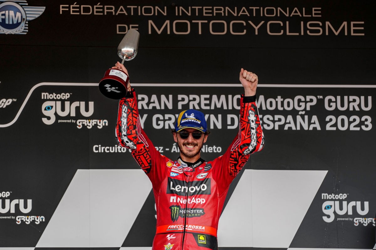 Bagnaia infila Binder ed è il re di Jerez