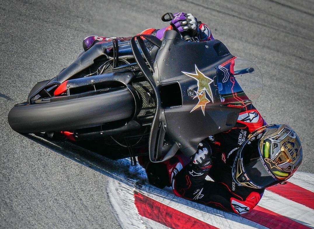 MotoGP test Barcellona: Alex Marquez mette tutti in riga