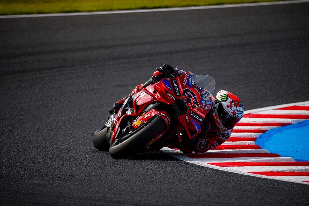 Doppia festa Ducati a Motegi: vince Bagnaia, Marquez secondo è campione del mondo