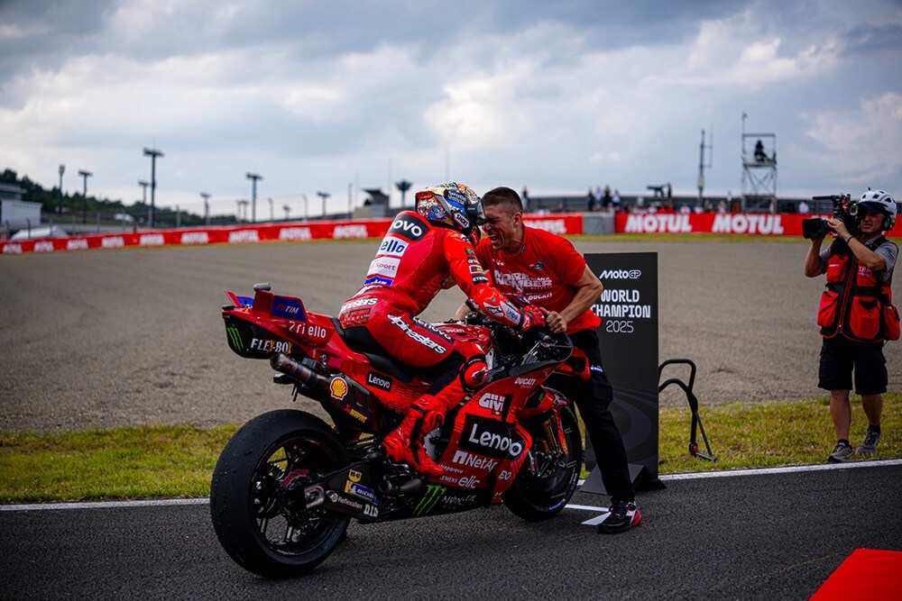 Doppia festa Ducati a Motegi: vince Bagnaia, Marquez secondo è campione del mondo