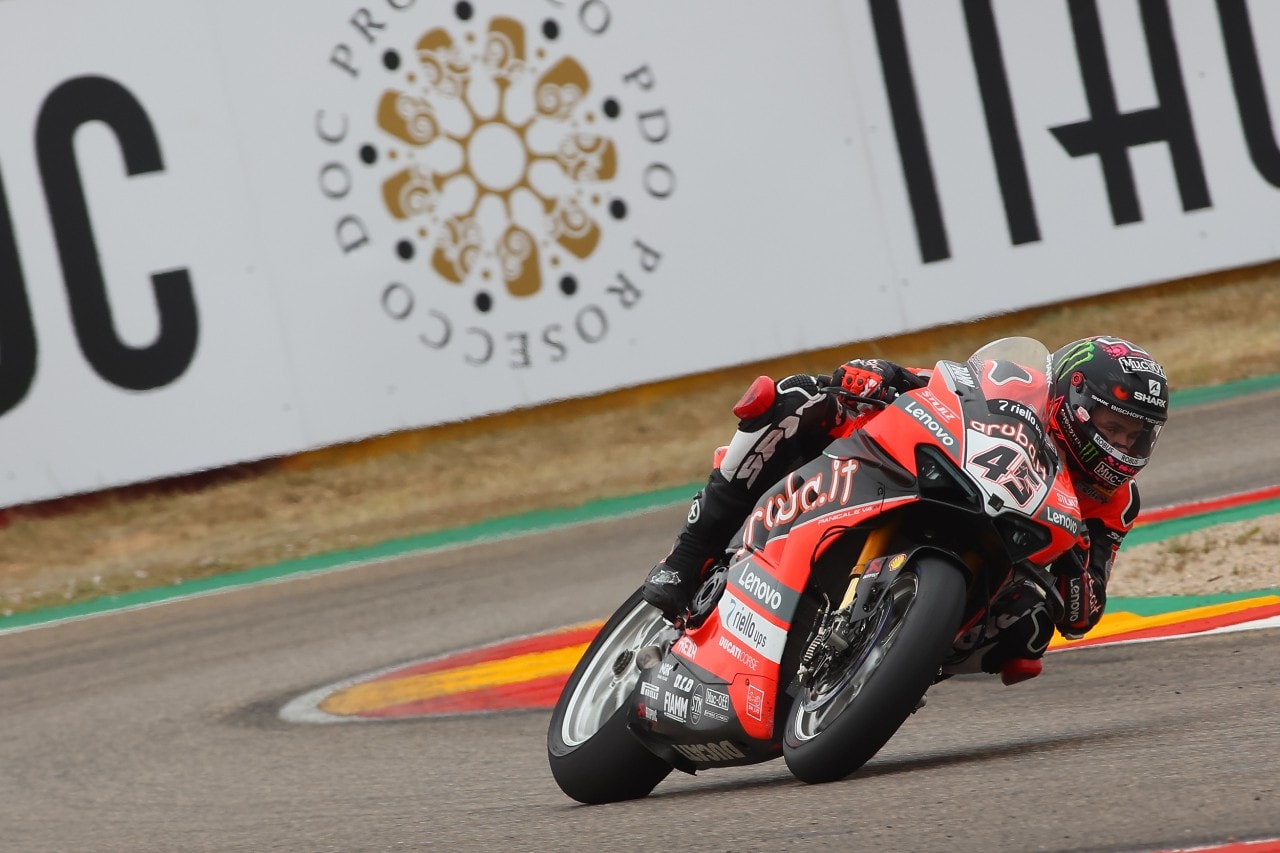 SBK Aragon: Rea leader, ma Redding alza la testa