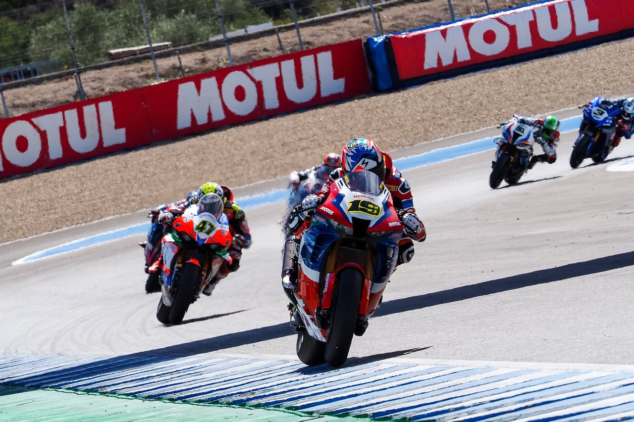 SBK Jerez: Toprak fa doppietta e allunga 