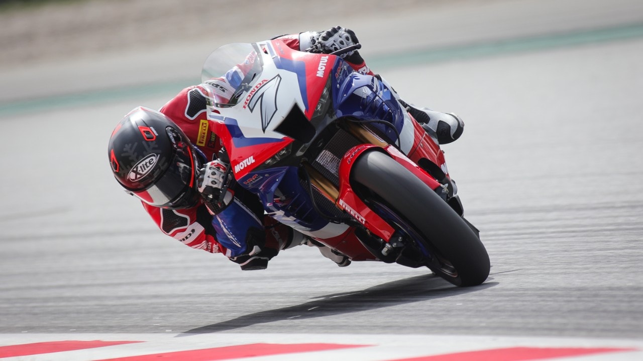 SBK test Barcellona: Razgatlioglu e la Yamaha chiudono al comando!