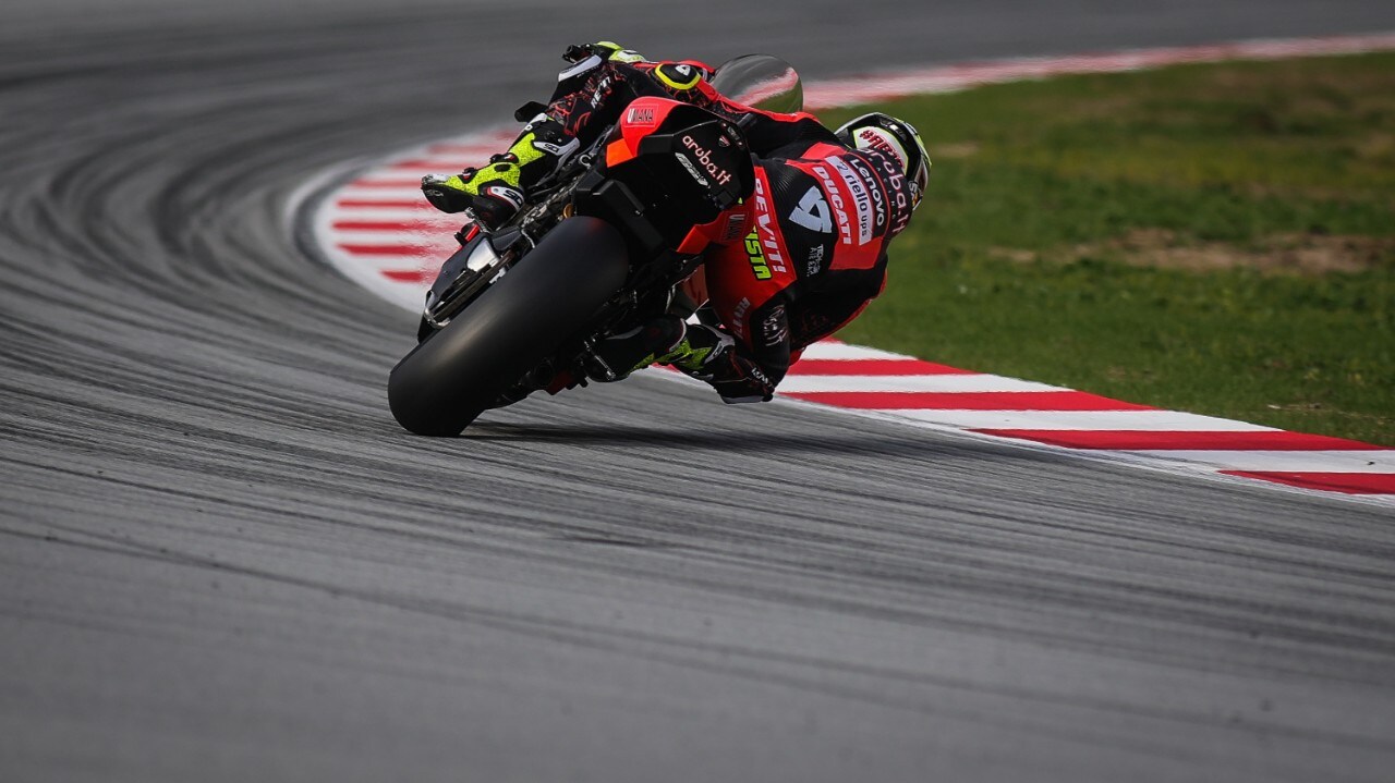 SBK test Barcellona: Razgatlioglu e la Yamaha chiudono al comando!