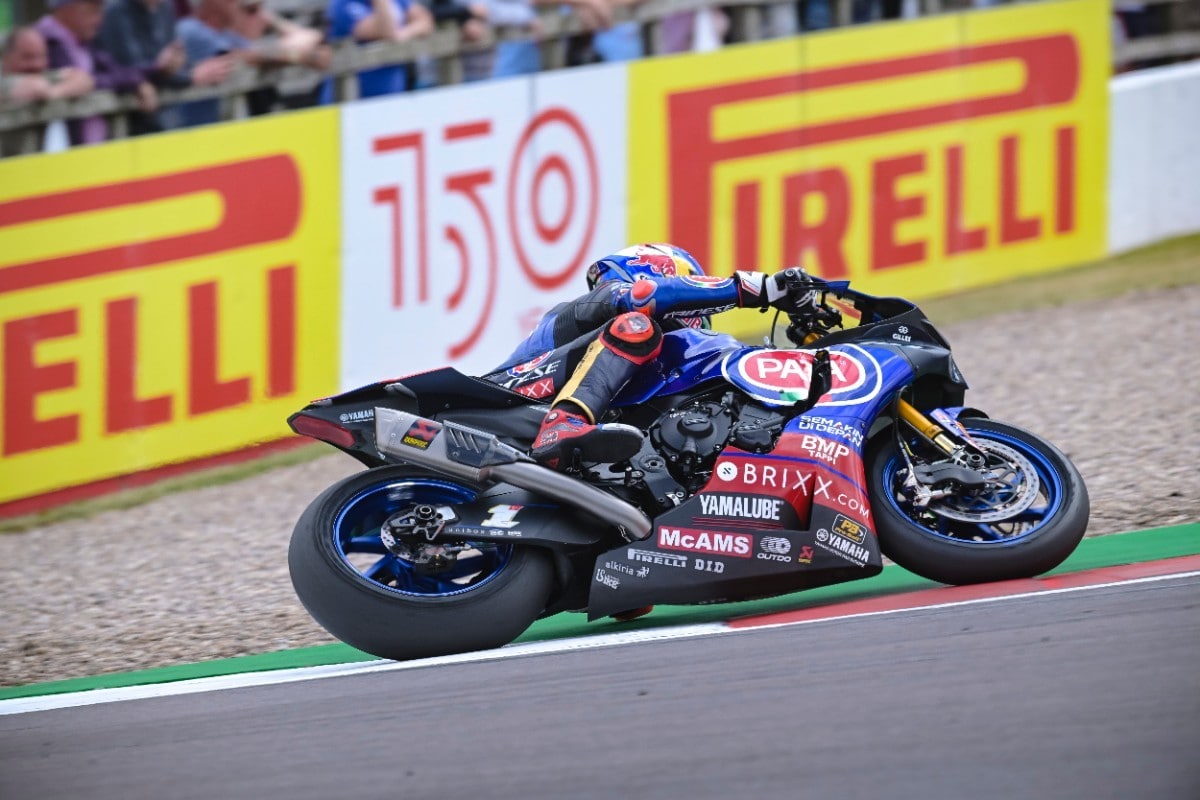 Mondiale SBK: triplete per Razgatlioglu a Donington 