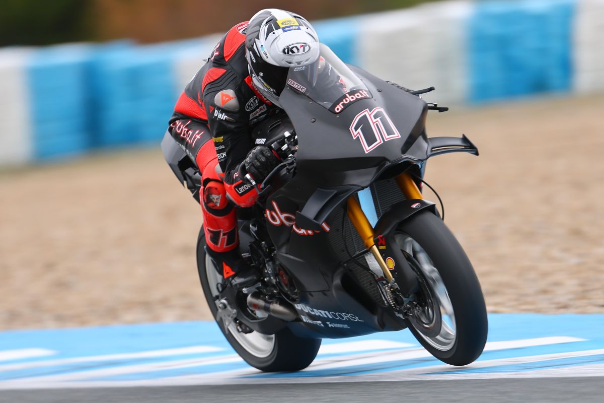 Bulega il più veloce nei test SBK a Jerez