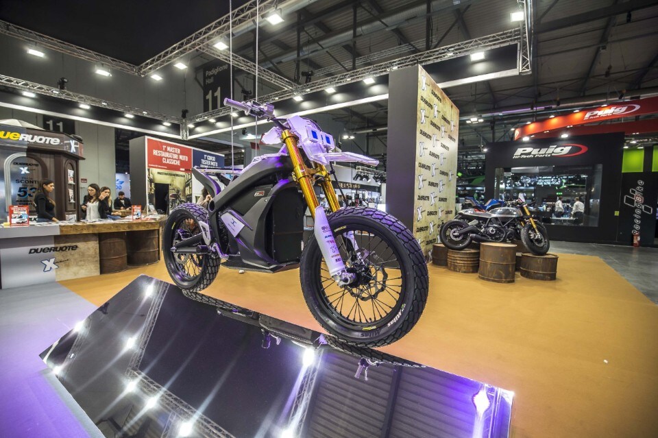 Lo stand di Dueruote a EICMA 2018