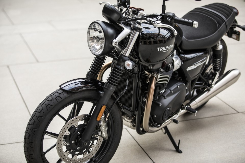 Triumph Street Twin 