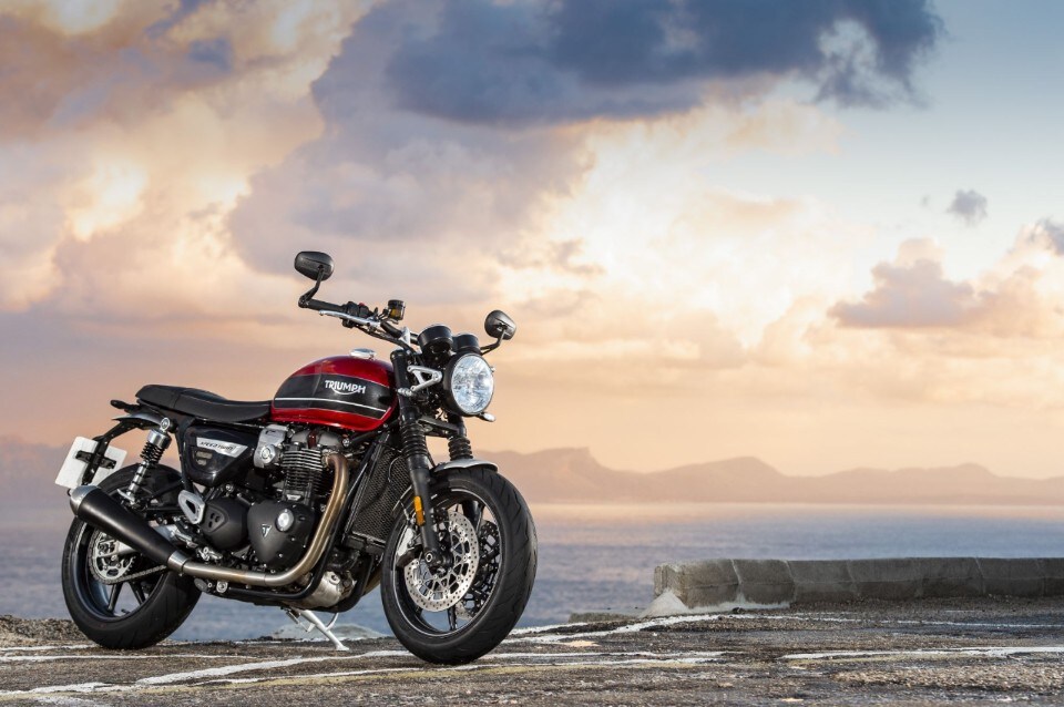 Triumph Speed Twin: le foto e i dettagli