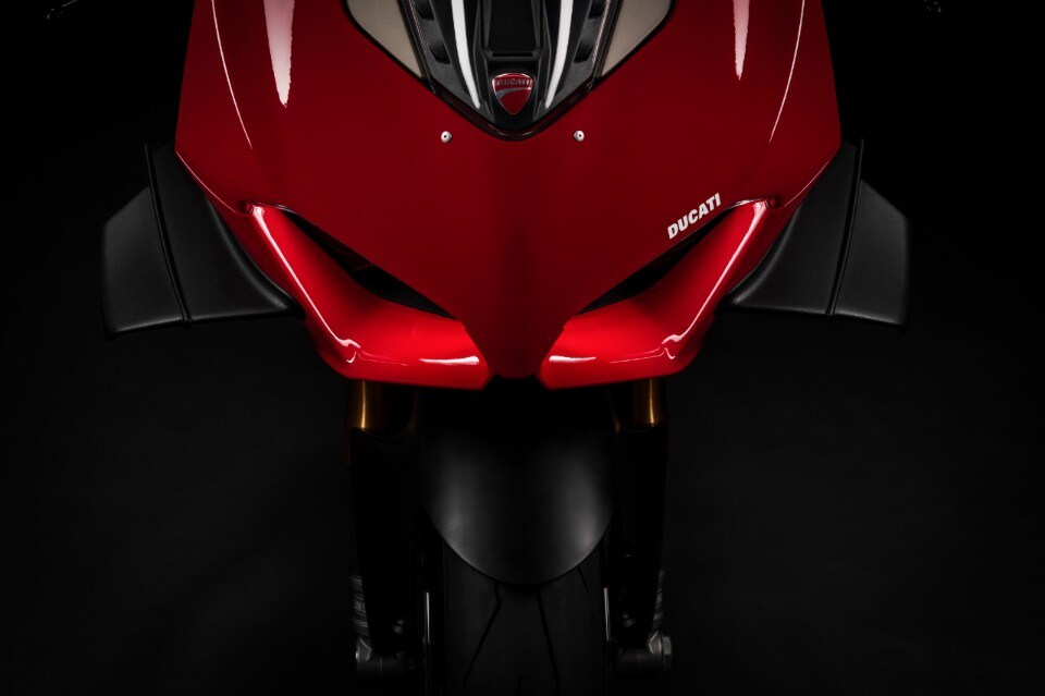  Ducati Panigale V4 e (V4S)