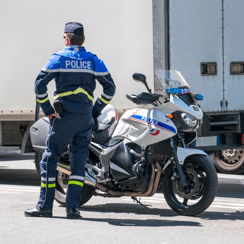 Viaggiare in moto in Francia: guida completa