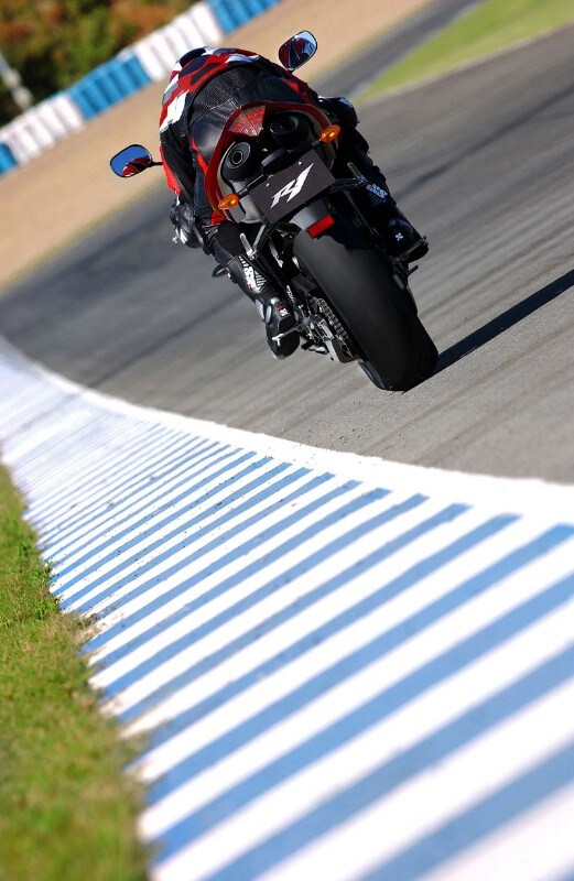 Ecco la nuova Yamaha R1!