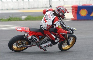 Premiati all?Eicma i Campioni Honda 2006