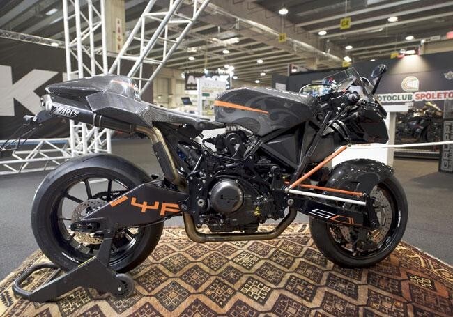 Verona: debutto della Vyrus 987 C34V