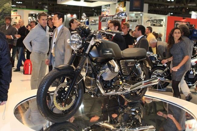 Moto Guzzi V7: cosa cambia