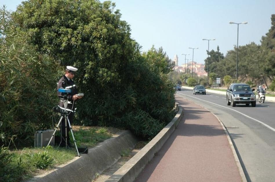 Nascondere un velox è una truffa!