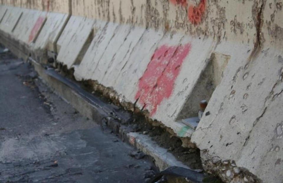 Sequestrate le barriere laterali su alcuni viadotti dell'A1