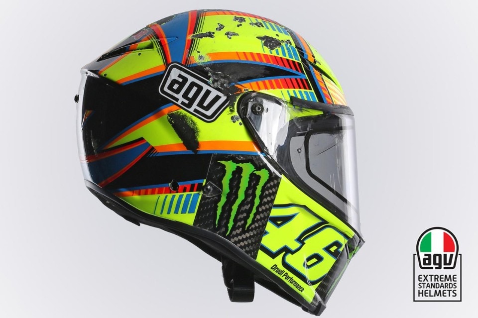 MotoGP: il casco che ha salvato Rossi sotto la lente