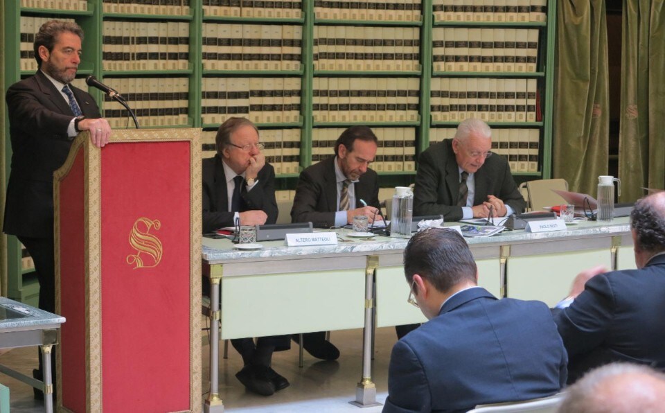 La FMI promuove il motociclismo nel mondo politico