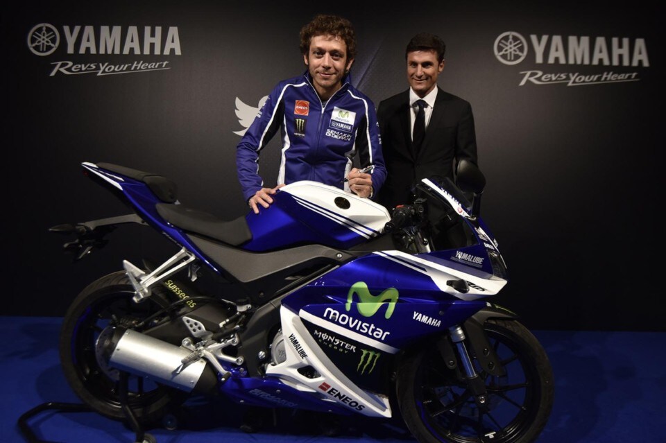 La Yamaha "replica" di Valentino Rossi all’asta