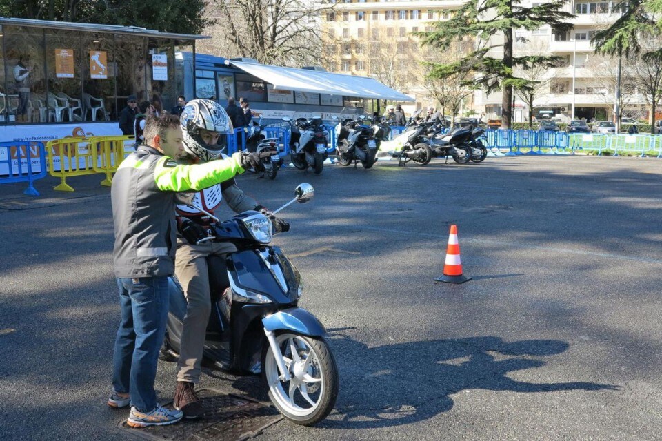 A scuola di motorino