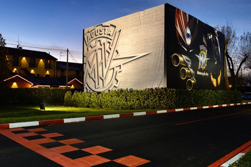 MV Agusta si ristruttura