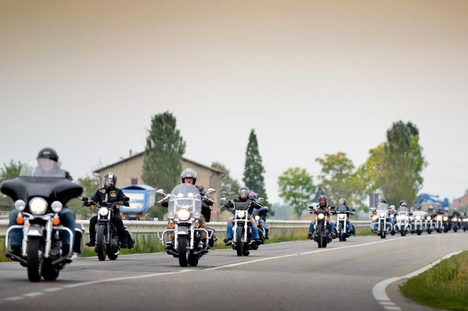 Assicurazioni moto, perché sono così care?