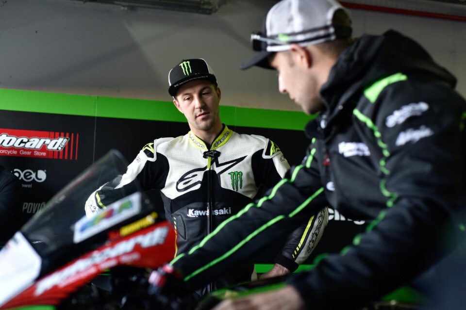 Rea e Desalle in "KRT Rider X Over"