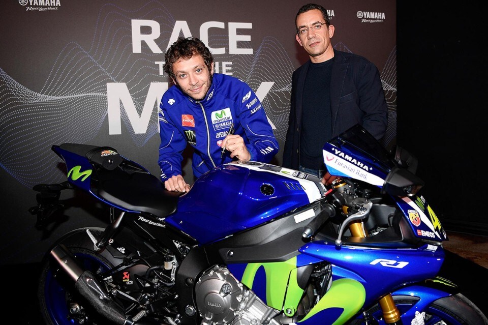 Consegnata la Yamaha R1 Rossi Replica