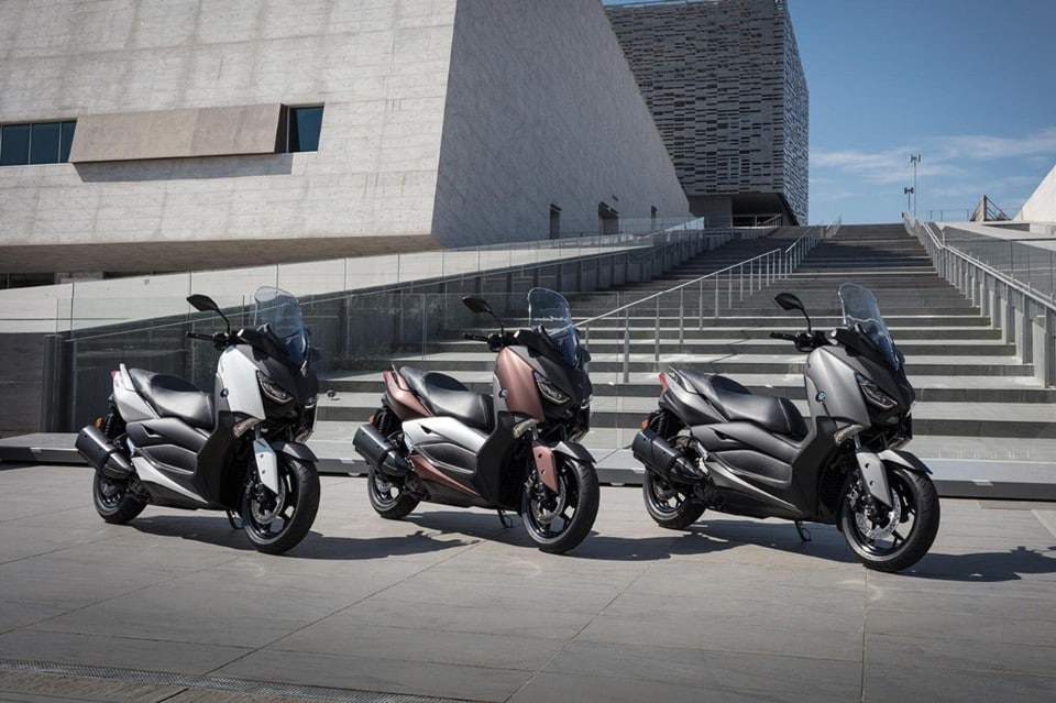 Yamaha festeggia l'arrivo del nuovo X-Max 300