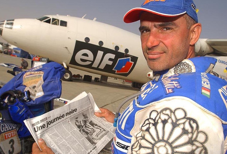 Un monumento per Fabrizio Meoni