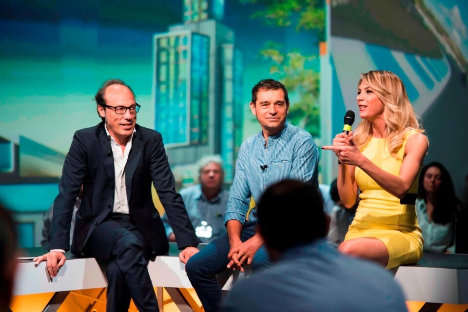 Su SKY… è già estate!