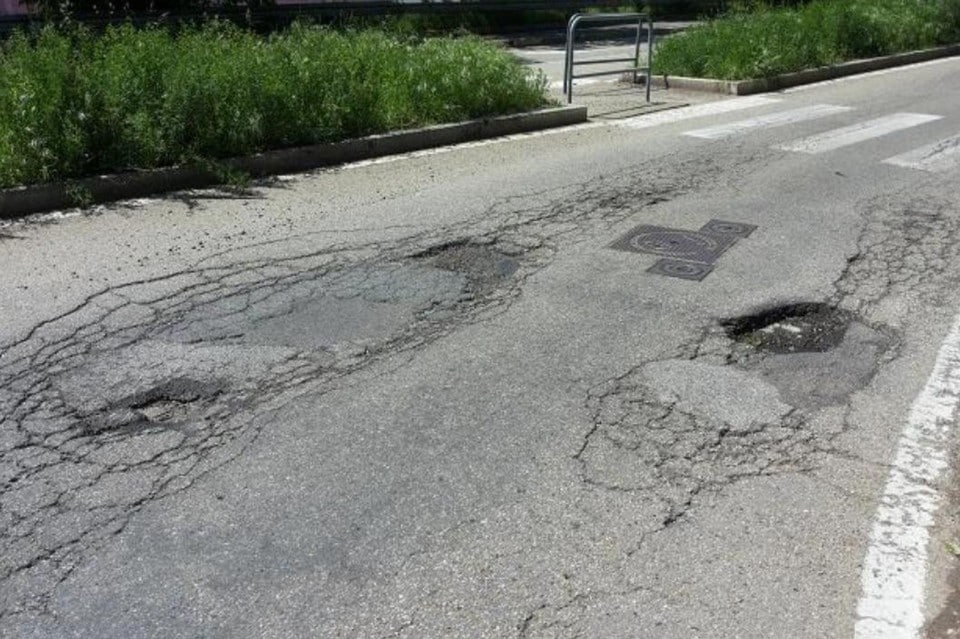 Strade, è emergenza buche